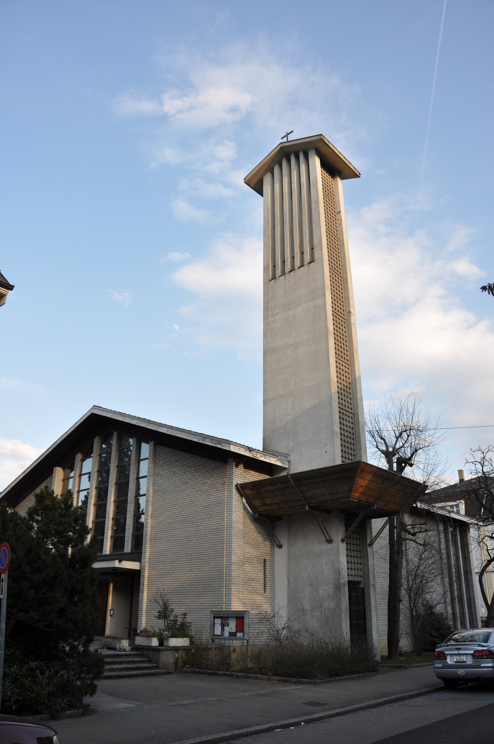 SACR_Foto_Strasse_01